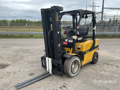 2017 Yale GLP25VX 1600 kg Forklift