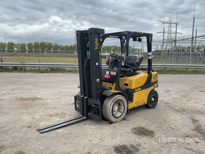 2017 Yale GLP25VX 1460 kg Forklift