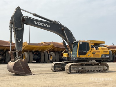2016 Volvo EC480DL Tracked Excavator