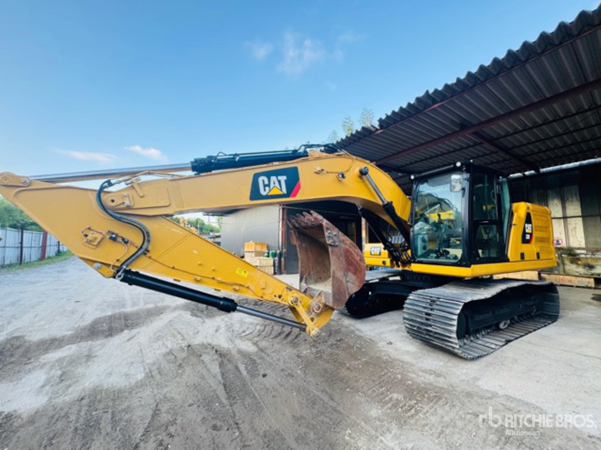 2018 Cat 320-07A Tracked Excavator