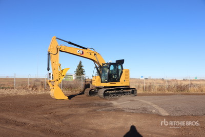 2021 Cat 325 Tracked Excavator