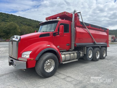 2019 Kenworth T880 8x4 Tri/A Dump Truck