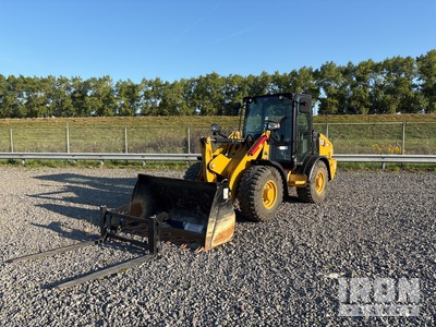 2023 Cat 906 Wheel Loader