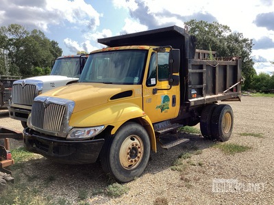 2005 International 4300 4x2 Wywrotka S/A