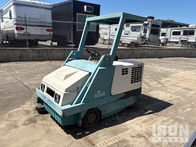 Tennant 235 Sweeper (Inoperable)
