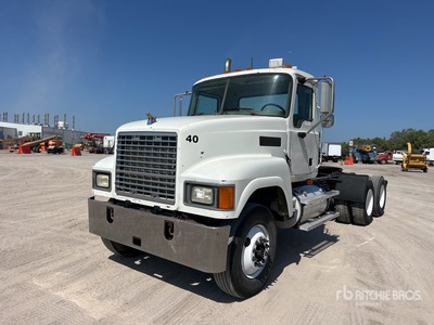 2007 Mack CHN613 6x4 Day Cab Truck Tractor