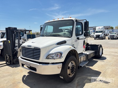 2011 Freightliner M2 106 Hybrid 4x2 2-Achs Sattelzugmaschine