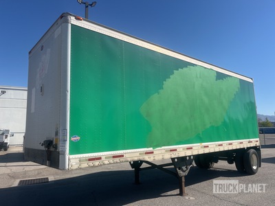 2003 Utility VS1DC 28 ft x 102 in S/A Van Trailer