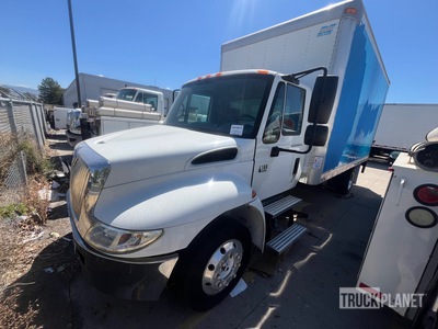 2007 International MH025 4x2 Van Truck (Inoperable)
