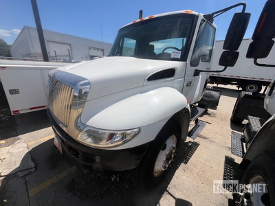 2004 International 4400 4x2 4x2 Day Cab Prime Mover (Inoperable)
