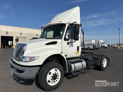 2015 International 4300 4X2 4x2 2-Achs Sattelzugmaschine
