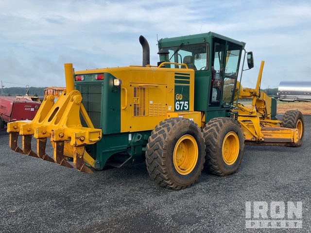 MOTOCONFORMADORA KOMATSU GD6753E0 2007