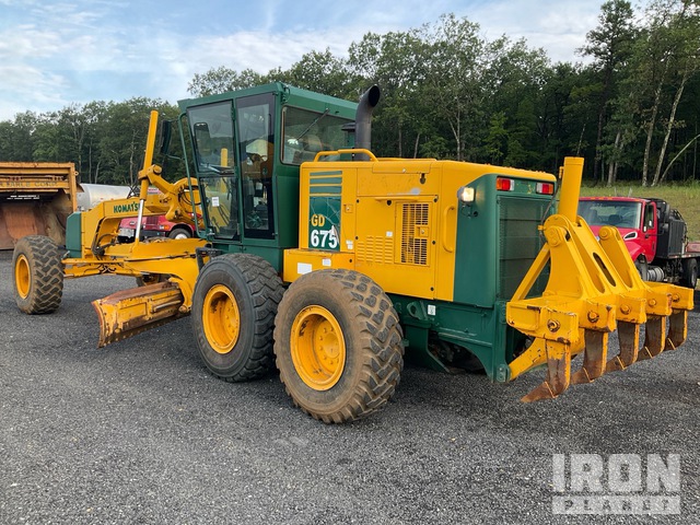 MOTOCONFORMADORA KOMATSU GD6753E0 2007