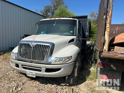 2006 International 4300 4x2 Table Top Truck (Inoperable)