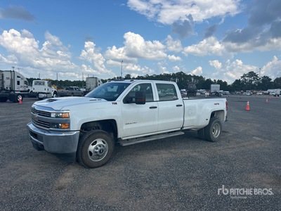 2018 Chevrolet Silverado 3500HD 4x4 Crew Cab Pickup