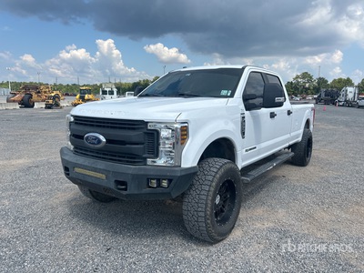 2018 Ford F-350 XL 4x4 Crew Cab Pickup