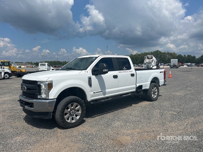 2018 Ford F-350 XL 4x4 Crew Cab Pickup