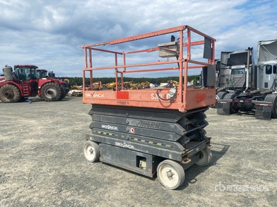2015 Skyjack SJIII 4632 Electric Scissor Lift