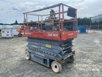 2015 Skyjack SJIII 4632 Electric Scissor Lift