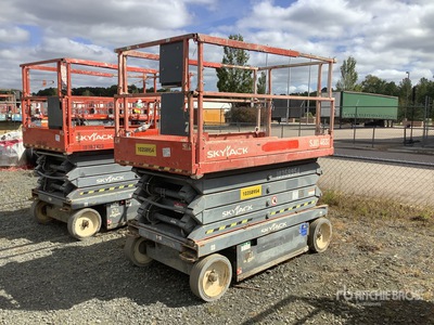 Skyjack SJIII 4632 Electric Scissor Lift