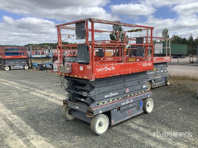 2015 Skyjack SJIII 4632 Electric Scissor Lift