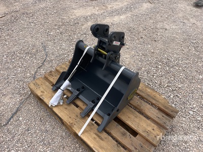 Strickland Excavator Bucket - Fits Hitachi ZX19 (Unused)