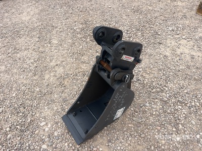 Strickland QHM03 Excavator Bucket - Fits Hitachi ZX19 (Unused)