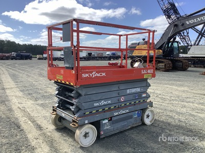 2015 Skyjack SJIII 4632 Electric Scissor Lift