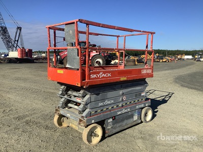 2015 Skyjack SJIII-4632 Electric Scissor Lift