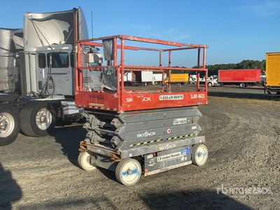 2015 Skyjack SJIII 4632 Electric Scissor Lift