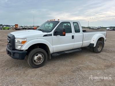 2013 Ford F-350 XL 4x4 Extended Cab Pickup