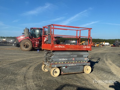 2015 Skyjack SJIII 4632 Electric Scissor Lift