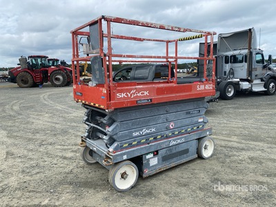 2015 Skyjack SJIII-4632 Electric Scissor Lift