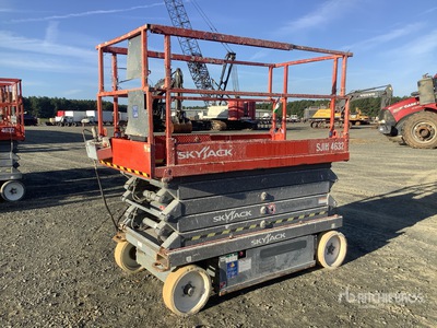2015 Skyjack SJIII 4632 Electric Scissor Lift