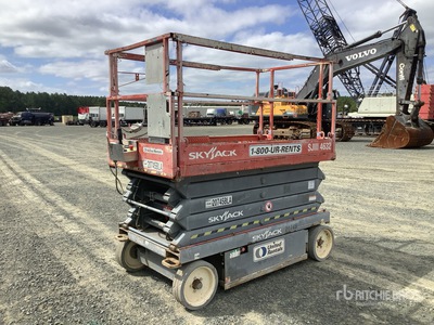 2015 Skyjack SJIII 4632 Electric Scissor Lift