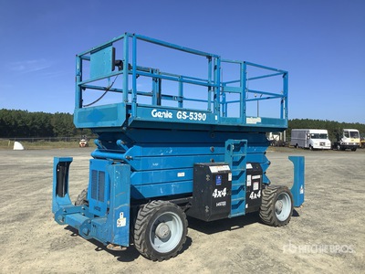 2014 Genie GS-5390RT 4x4 Diesel Podnośnik nożycowy