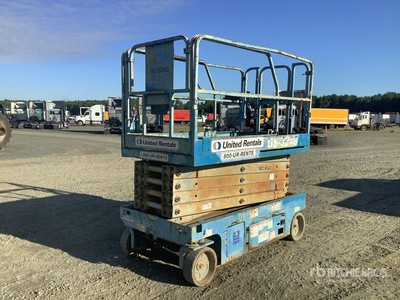 2015 Genie GS-3246 Electric Scissor Lift