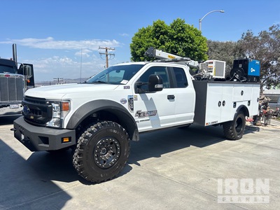 2020 Ford F-550 XL 4x4 Extended Cab شاحنة خدمة