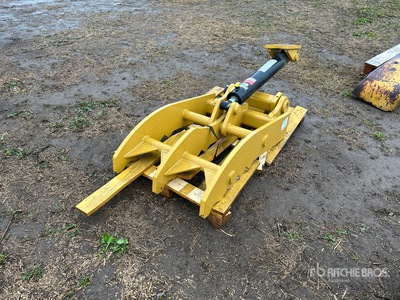 Gentec HT830 25 in Excavator Thumb (Unused)