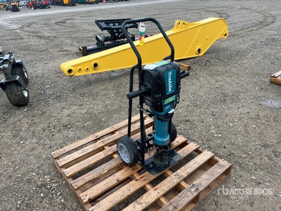 2018 Makita HM1812X1 Electric Demolition Breaker