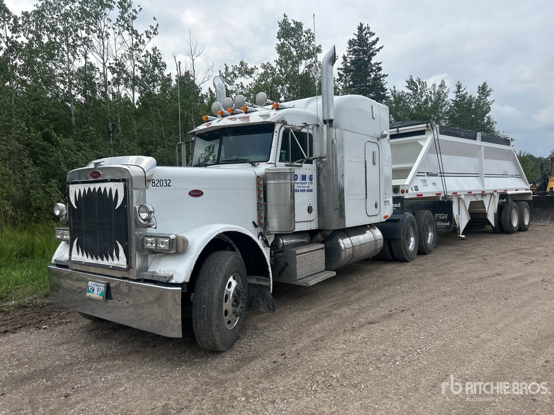 2004 Peterbilt 379 6x4 Cabeza Tractora Cabina Dormitorio