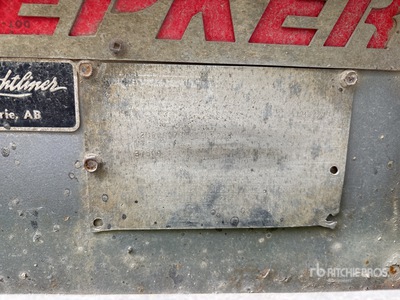 2004 Doepker 37 ft Tri/A End Dump Trailer