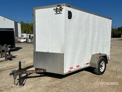 2013 Forest River Continental Cargo 12 ft S/A Gesloten aanhangwagen