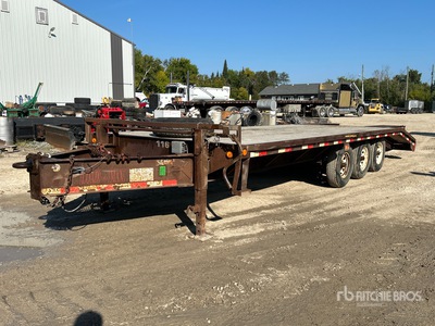 2007 Load Max 24 ft Tri/A Plant Trailer