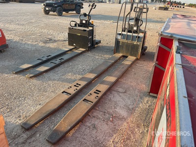 2010 Crown PE4600-80 8000 lb Electric Pallet Jack