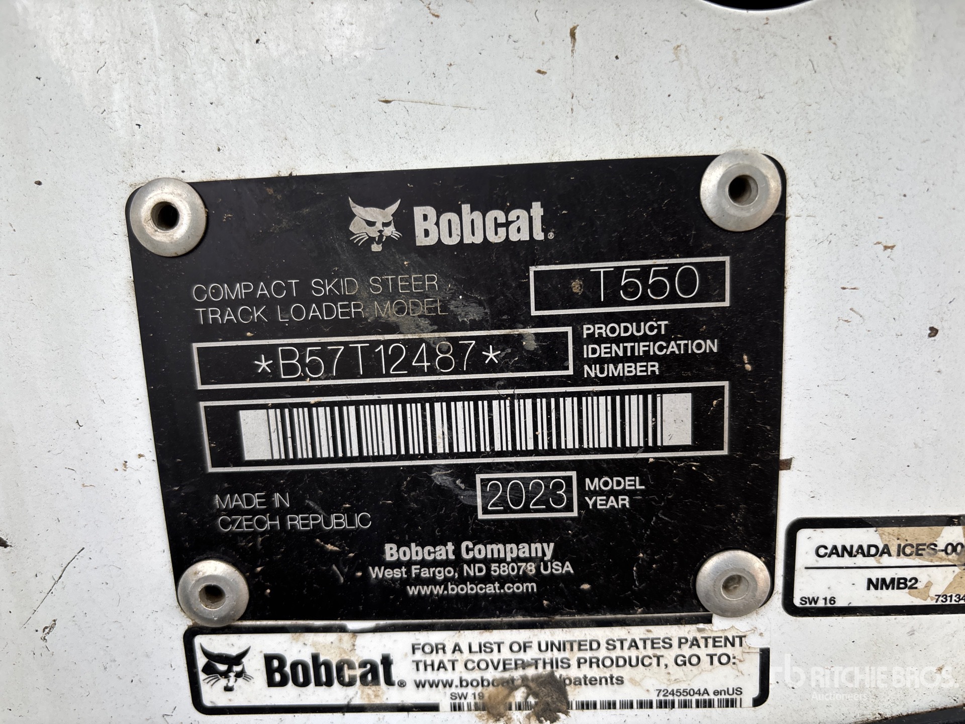 2023 Bobcat T550 を見 Compact Track Loader