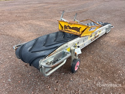 2017 Mace 17 in x 10 ft Portable Transfer Conveyor