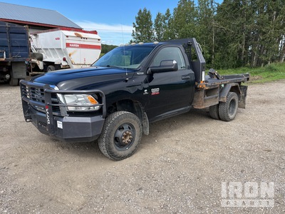 2012 Ram 3500 4x4 平台トラック