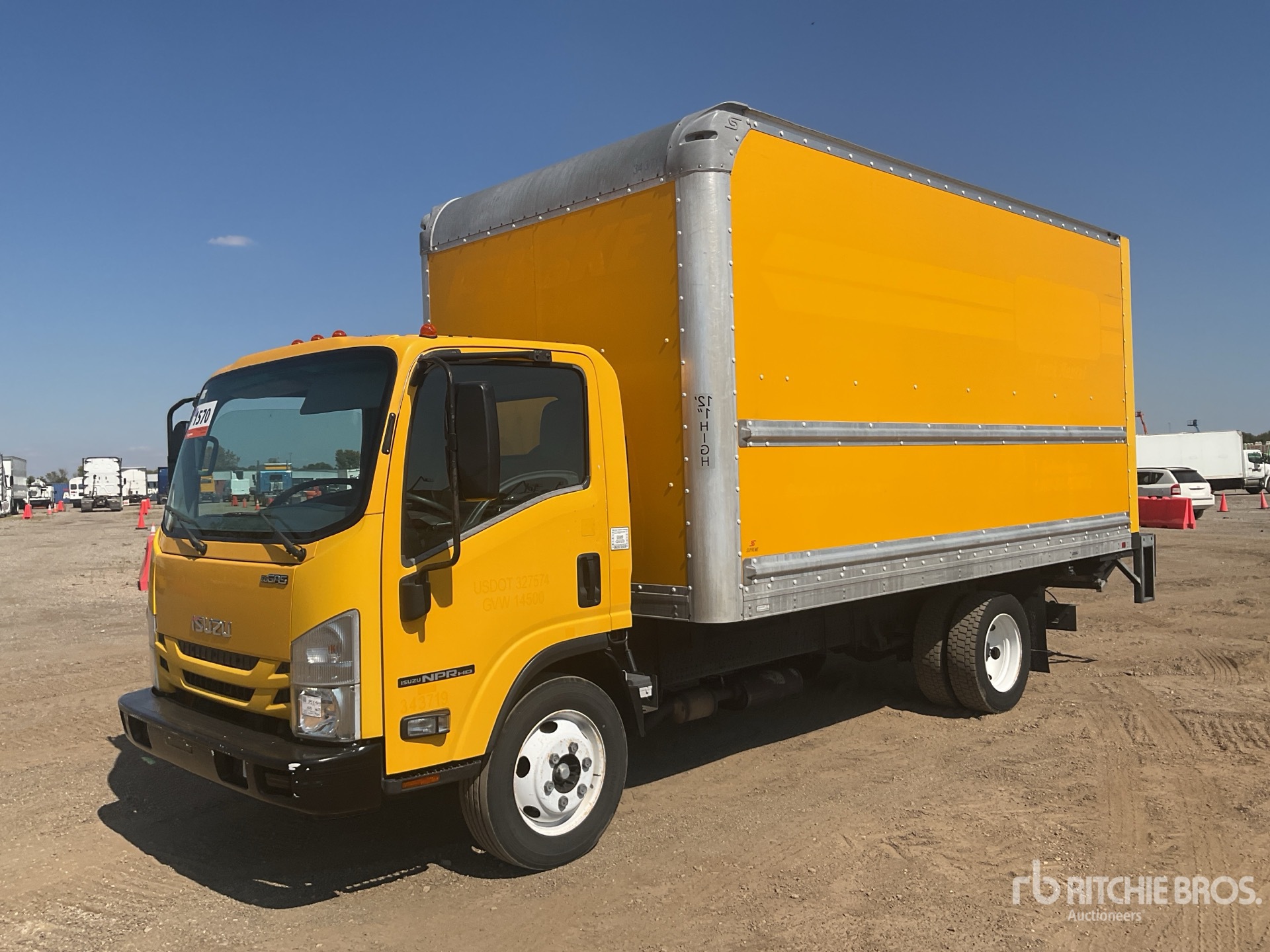 2019 Isuzu NPR EFI 4x2 Van Truck