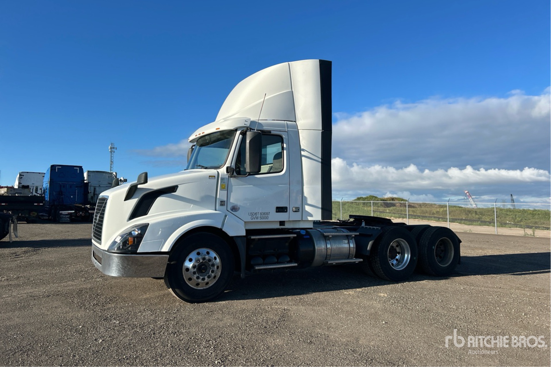 2018 Volvo VNL64300 6x4 Day Cab Truck Tractor